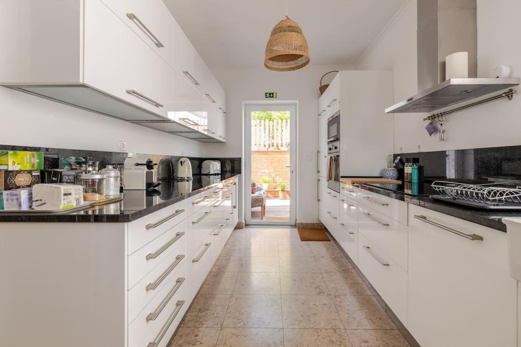 ליסבון Lx Villa -10M To Downtown,14 Ppl,Heatable Pool And Lift מראה חיצוני תמונה